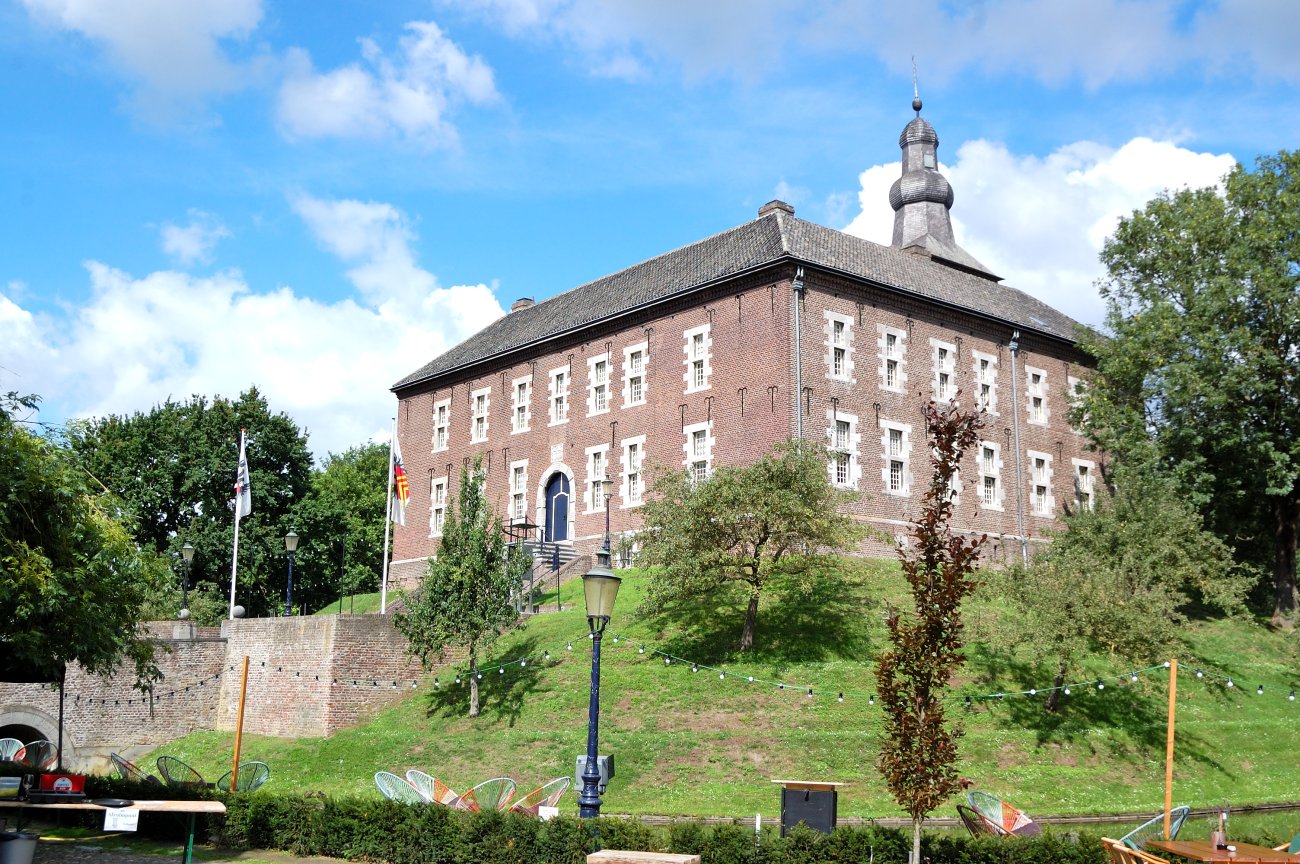 Very Contemporary, Sittard → Genk